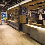 Ibis Budget Hotel 2*