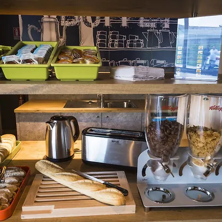 Ibis Budget Hotel 2*