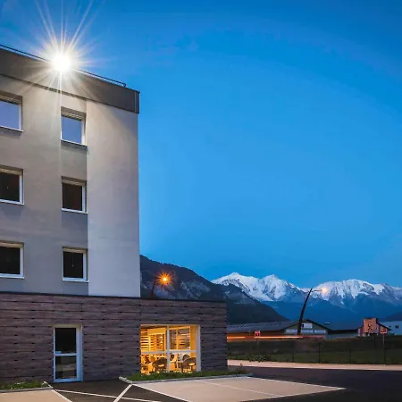Ibis Budget Hotel 2*